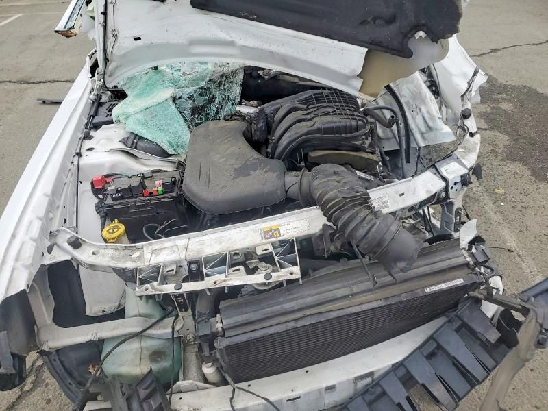 2014 Dodge Challenger sxt