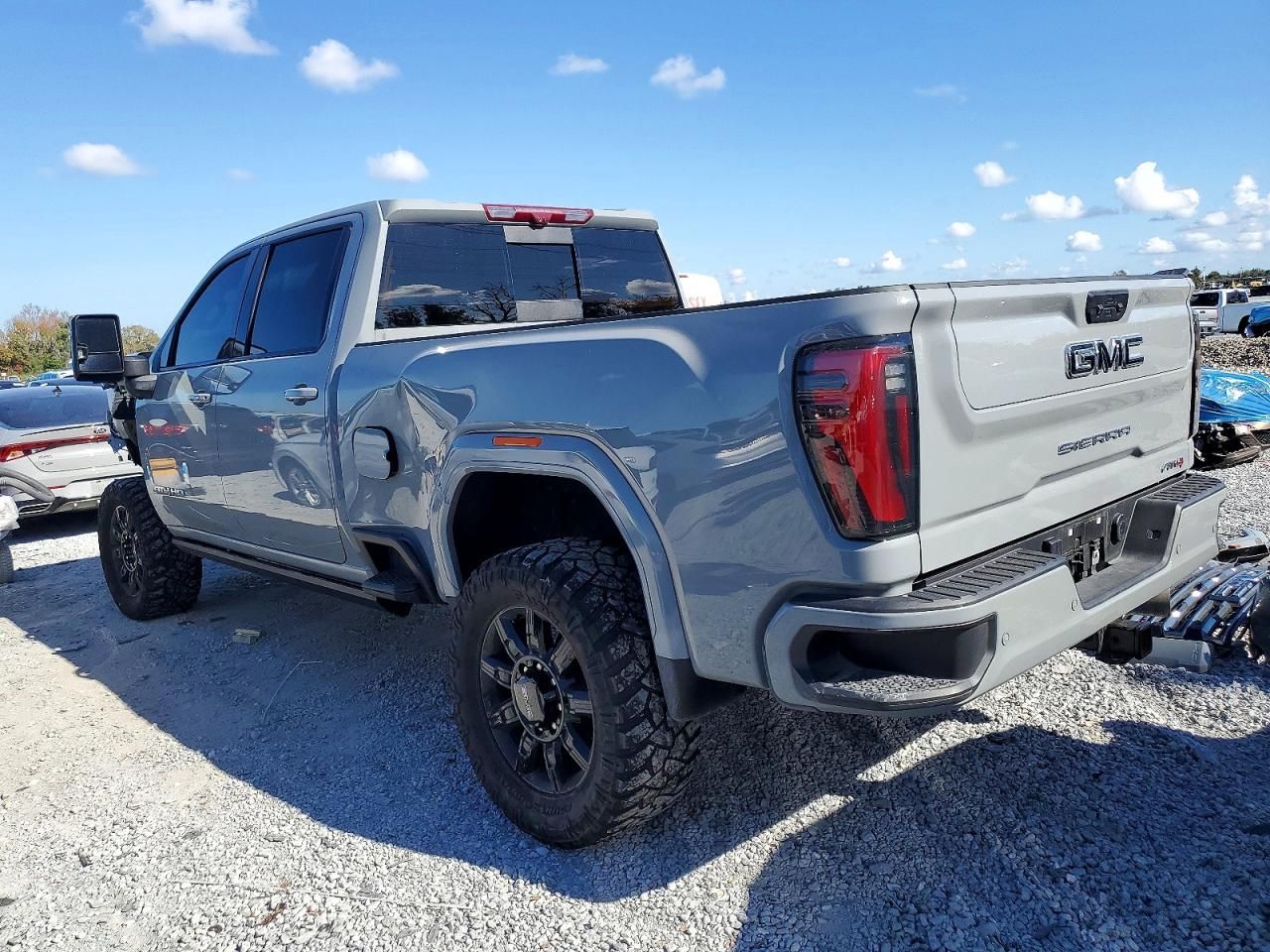 2025 GMC Sierra K2500 AT4