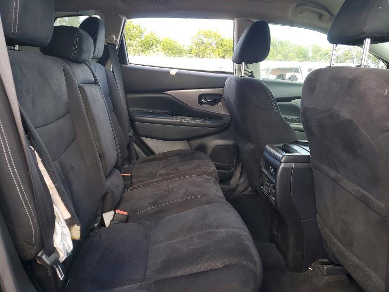 2020 Nissan Murano s