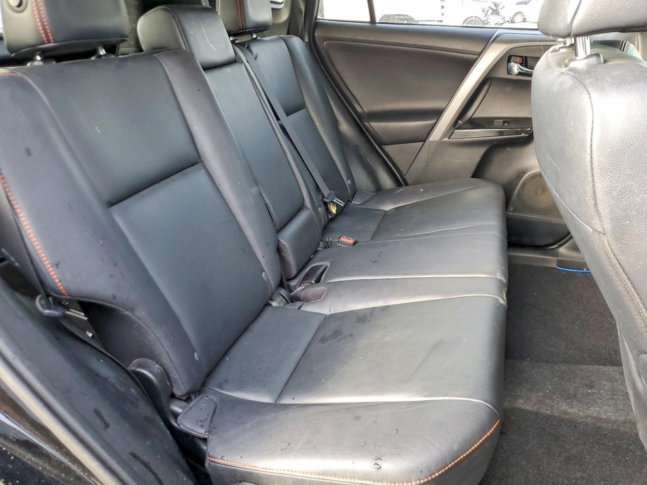 2016 Toyota Rav4 se