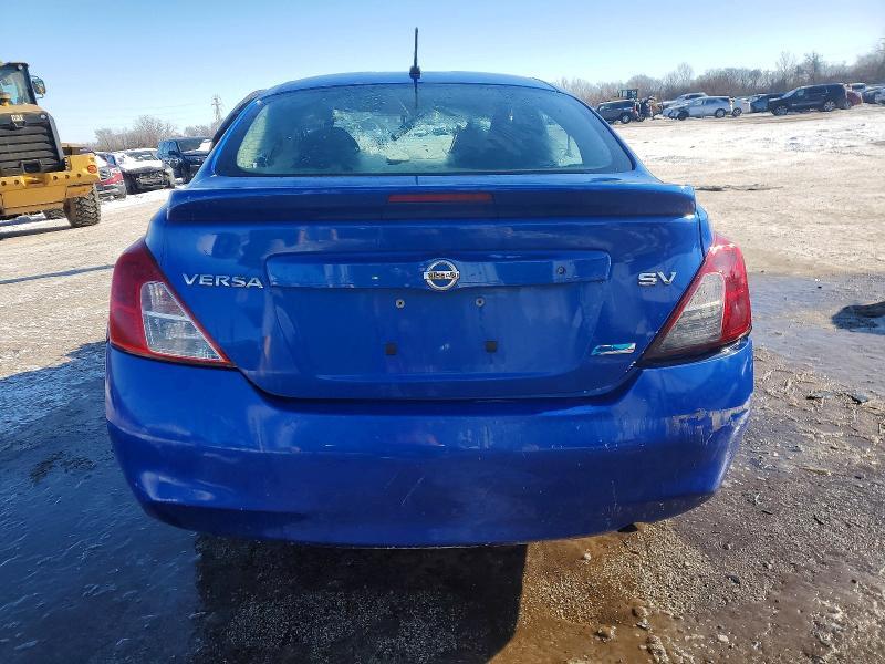 2013 Nissan Versa s