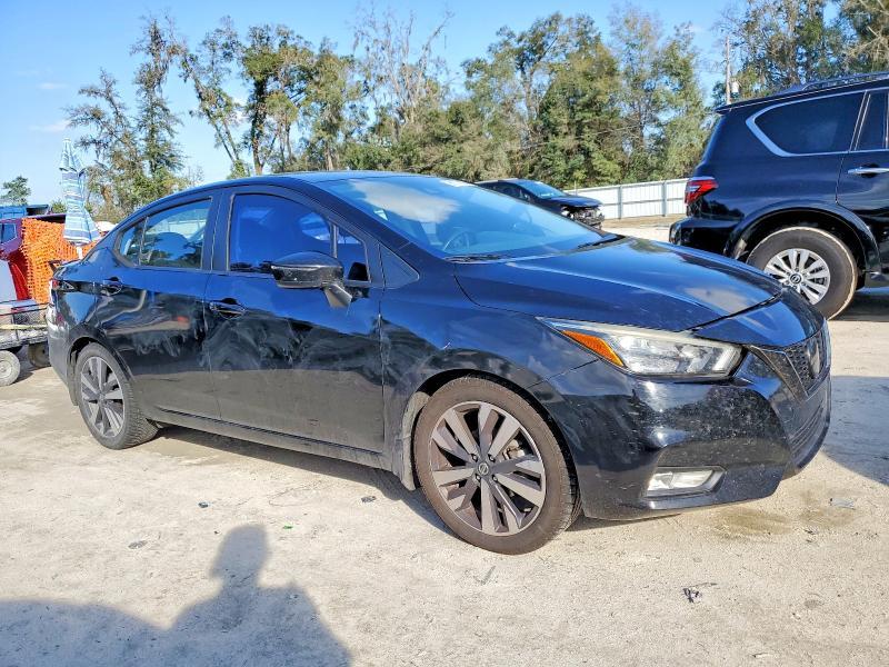 2020 Nissan Versa sr