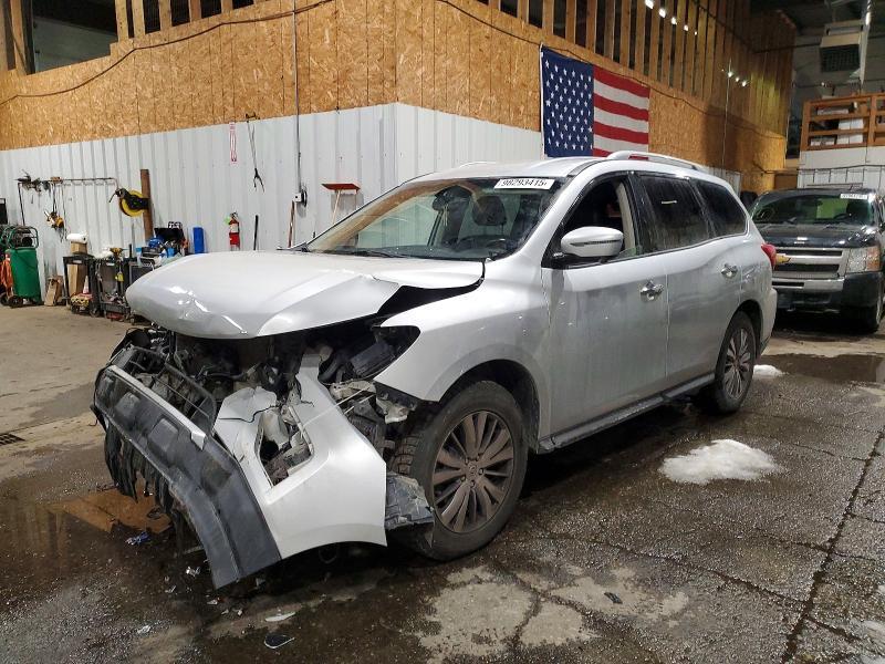 2020 Nissan Pathfinder sl