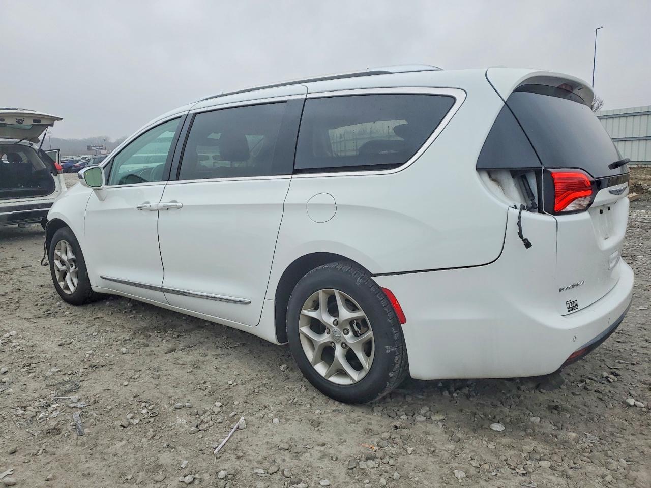 2019 Chrysler Pacifica Limited