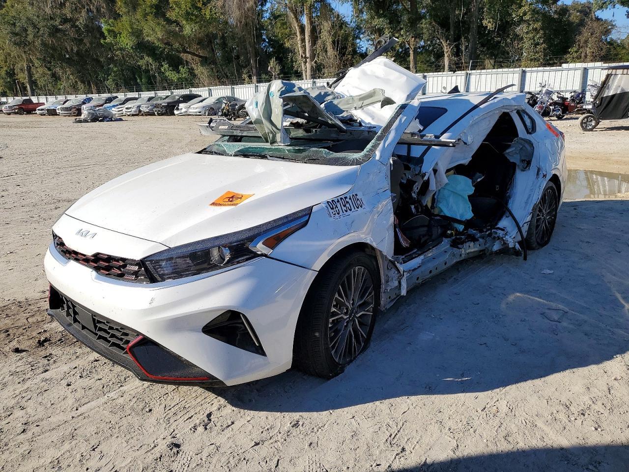 2024 KIA Forte gt Line