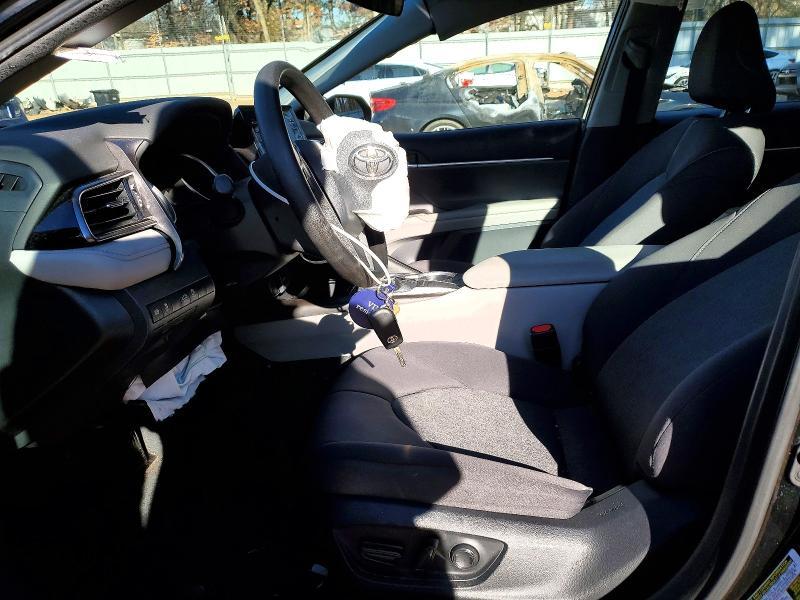 2023 Toyota Camry le