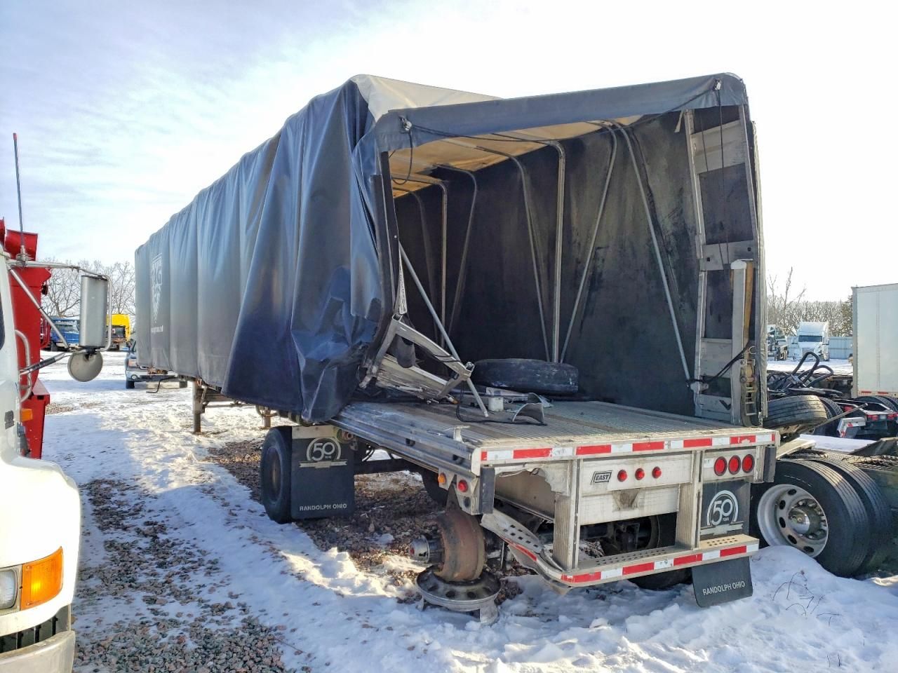 2019 East Manufacturing Flatbed tr