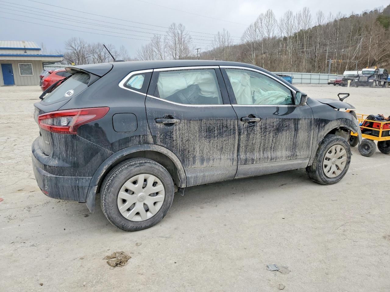 2020 Nissan Rogue Sport s