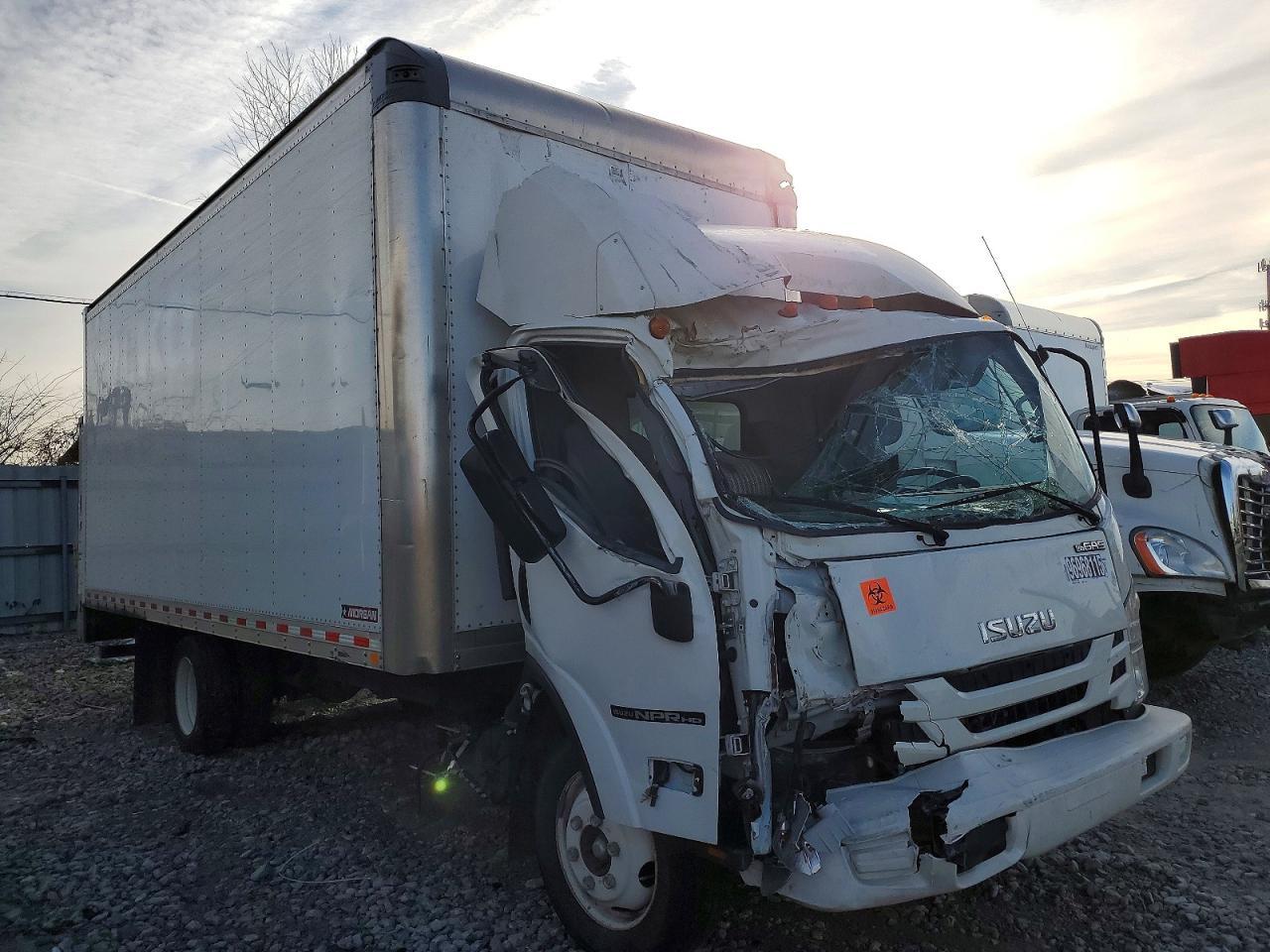 2021 Isuzu Npr hd box Truck