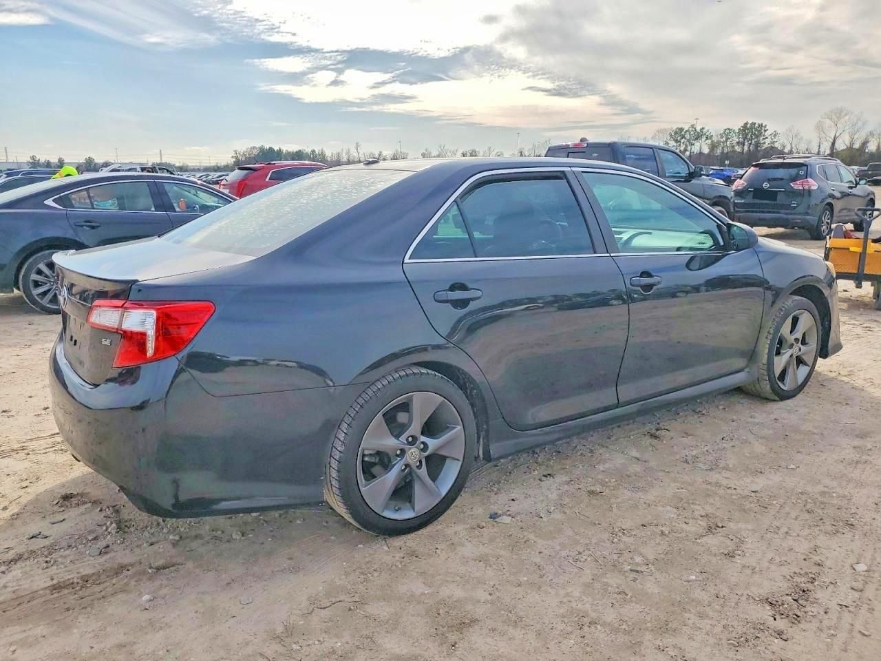 2012 Toyota Camry se