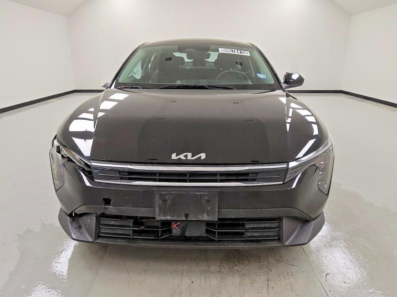 2025 KIA K4 lx