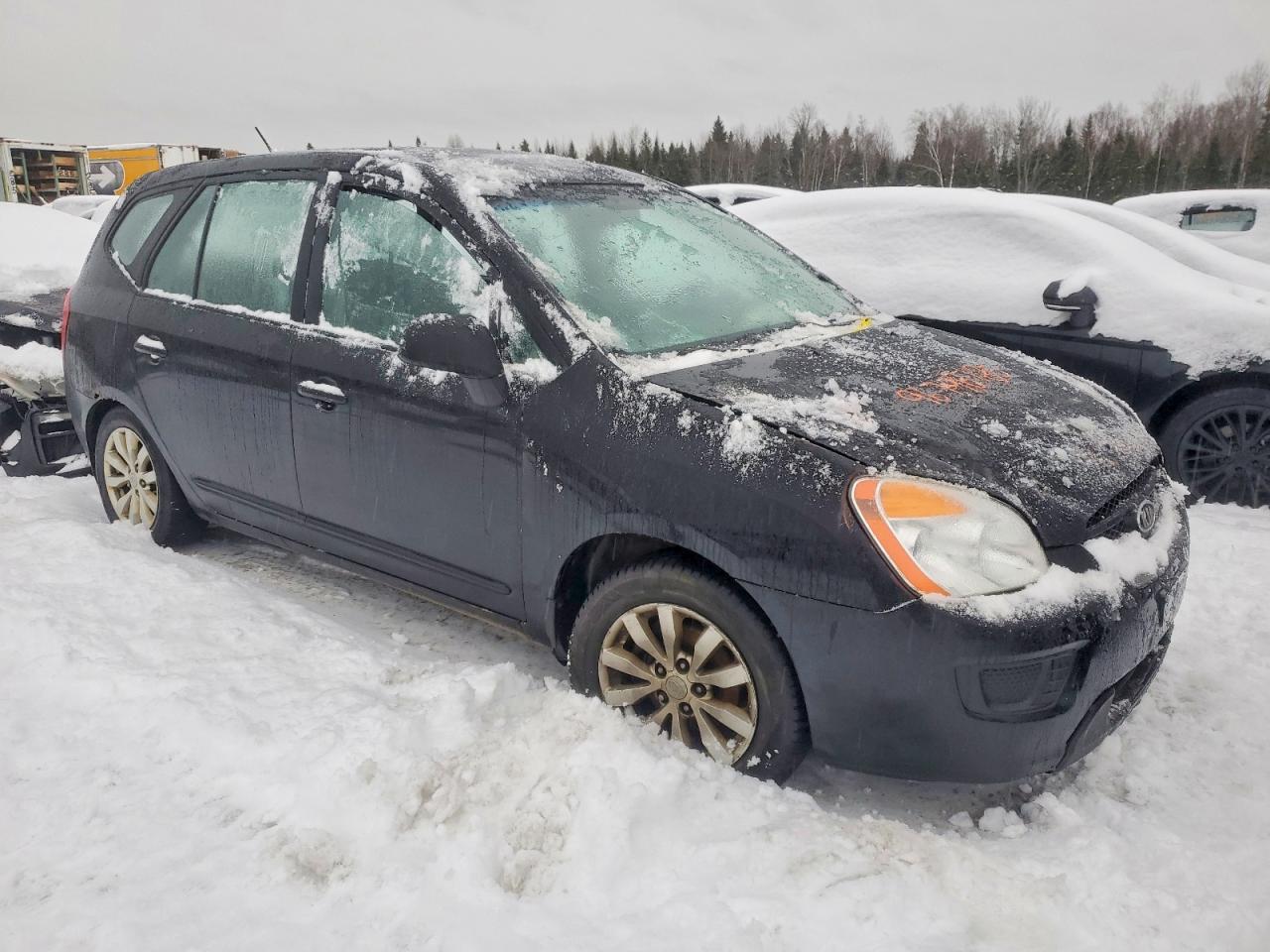 2010 KIA Rondo lx