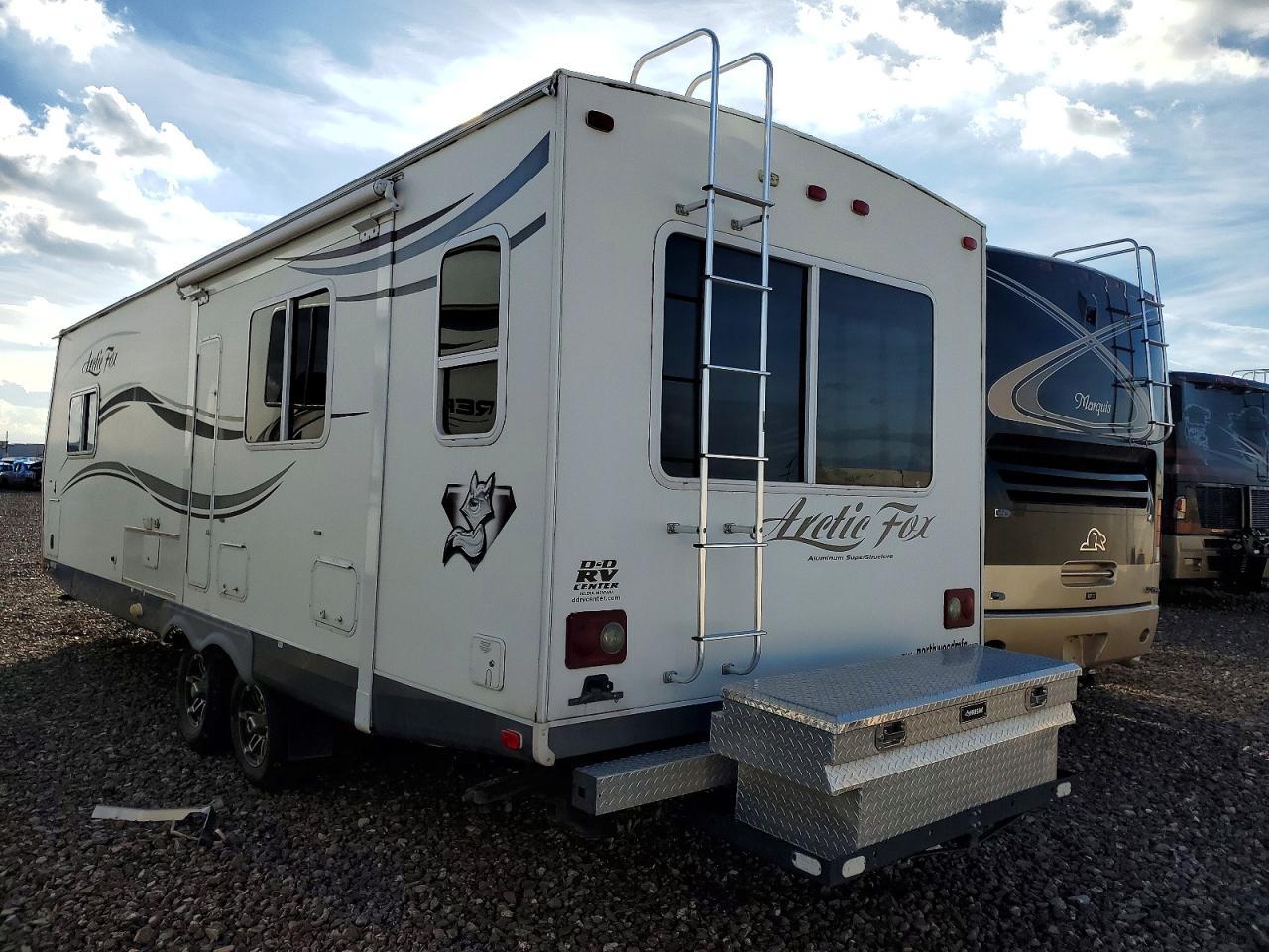 2014 Arctic Fox C860SA TRU