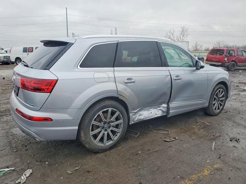 2019 Audi Q7 Premium Plus
