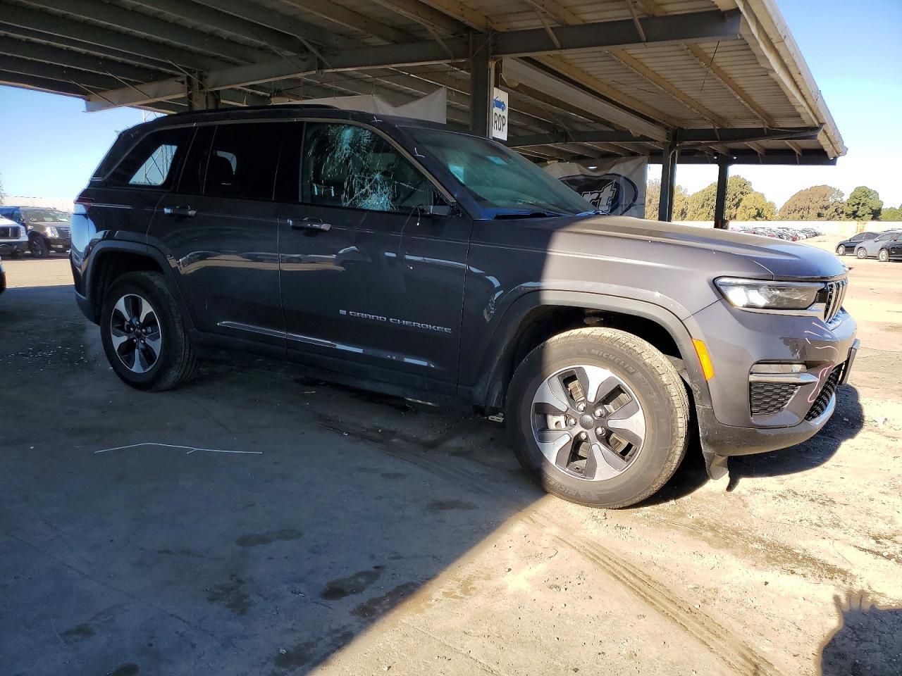 2025 Jeep Grand Cherokee 4XE