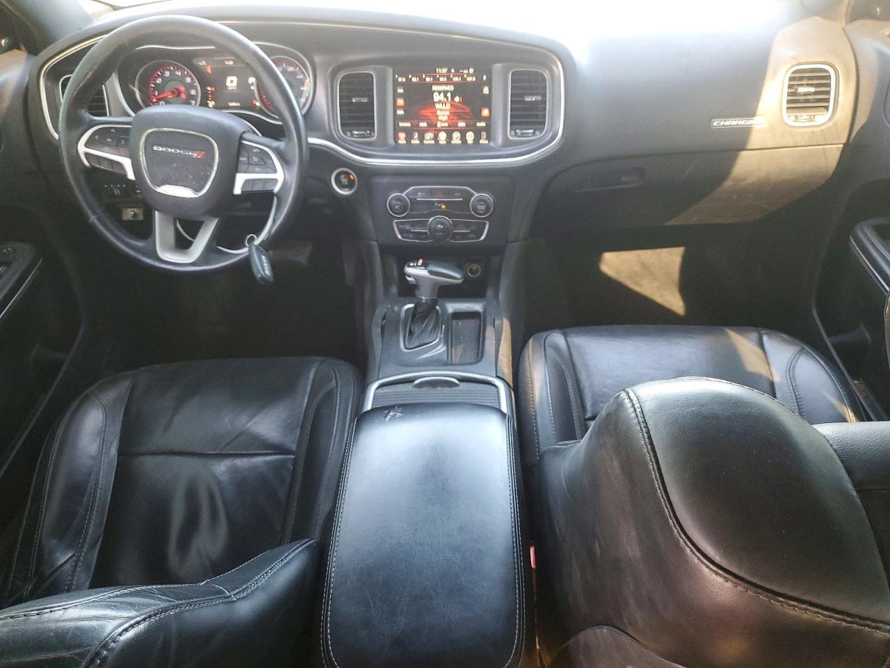 2015 Dodge Charger sxt