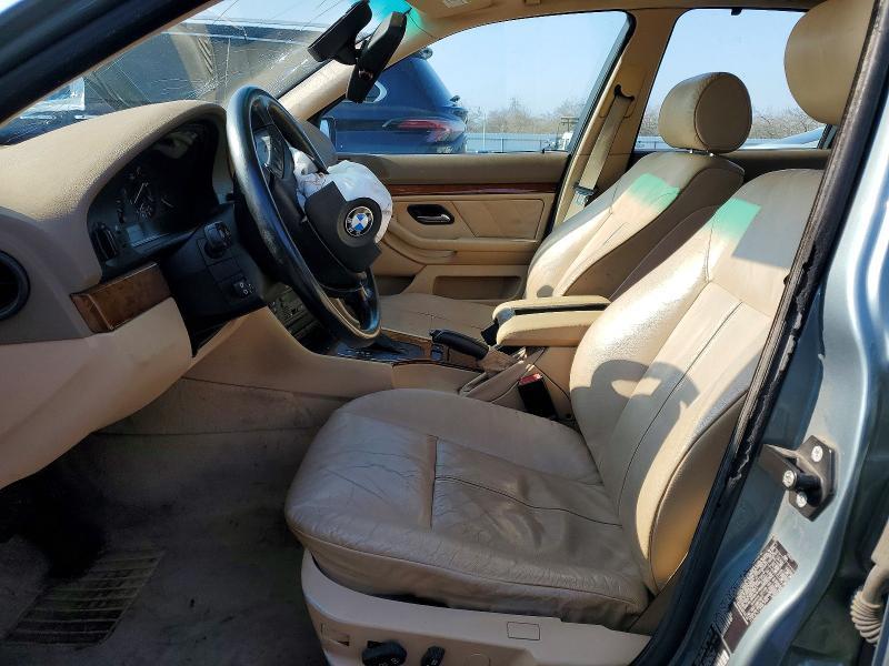 2001 BMW 530 i Automatic