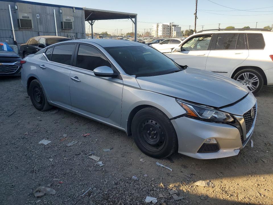 2021 Nissan Altima s