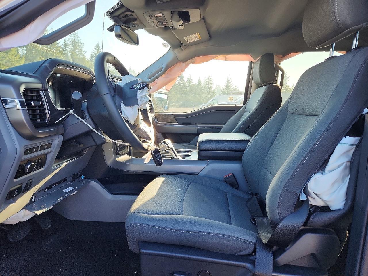 2024 Ford F150 Lightning XLT