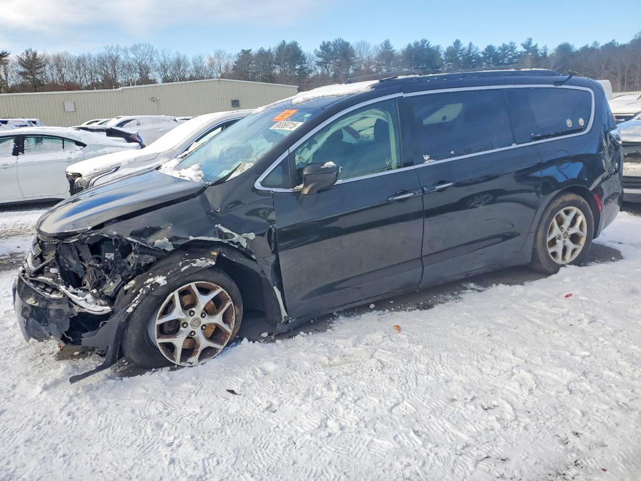 2017 Chrysler Pacifica Touring l