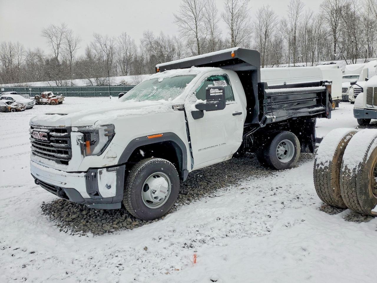 2025 GMC Sierra HD Dump Truck