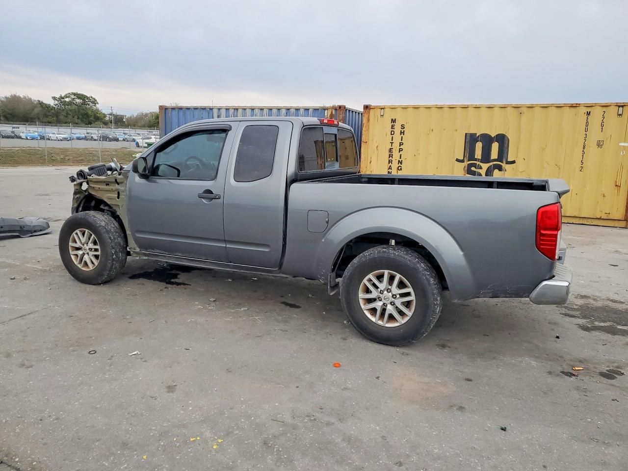2016 Nissan Frontier s