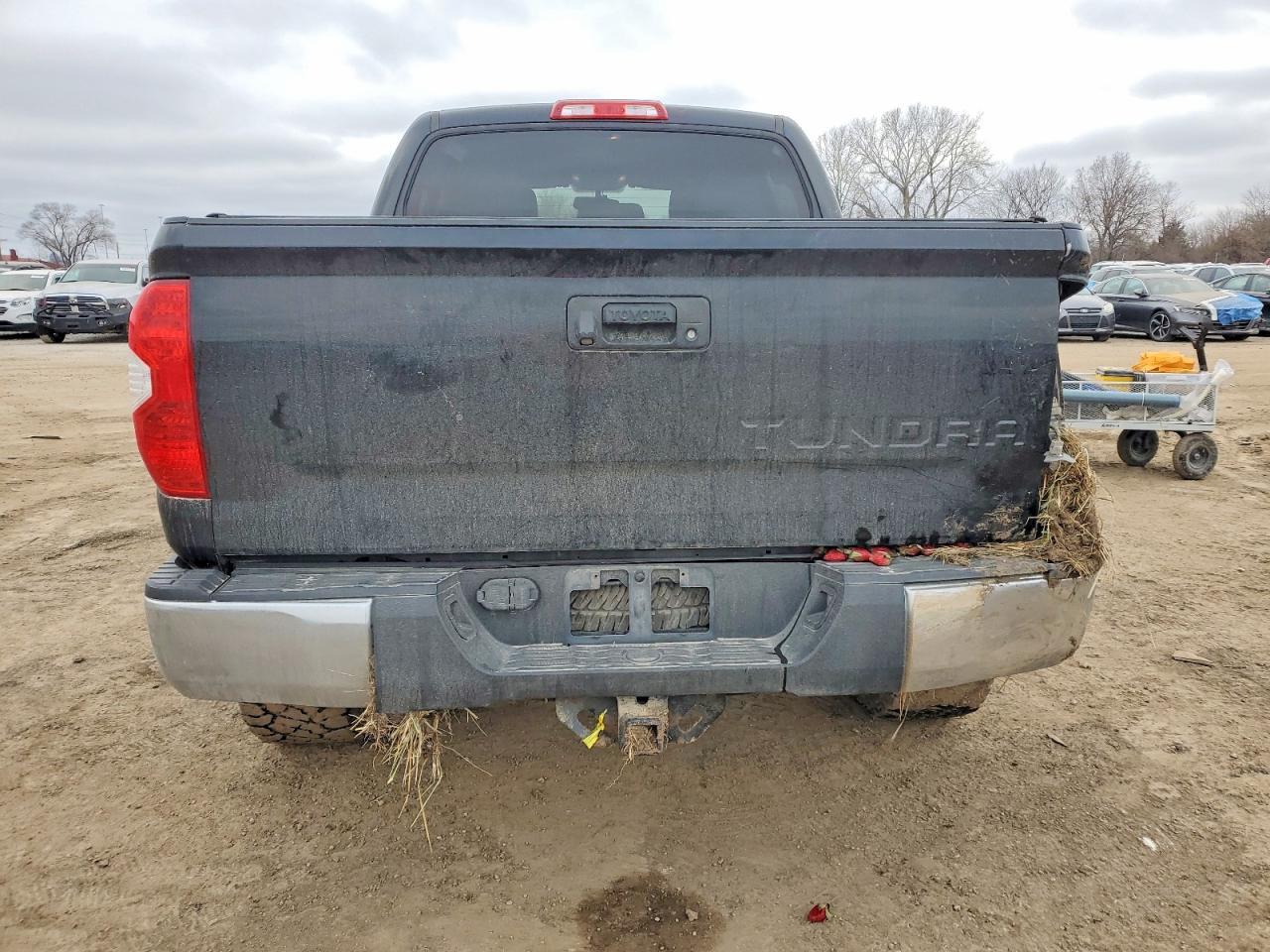 2015 Toyota Tundra Crewmax SR5