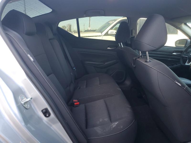 2021 Nissan Altima s