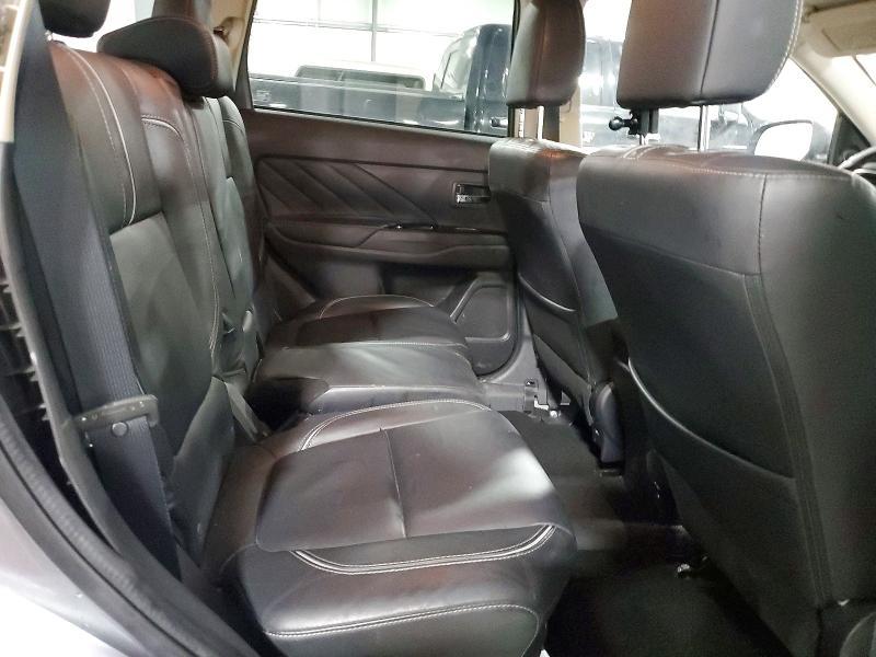 2018 Mitsubishi Outlander se
