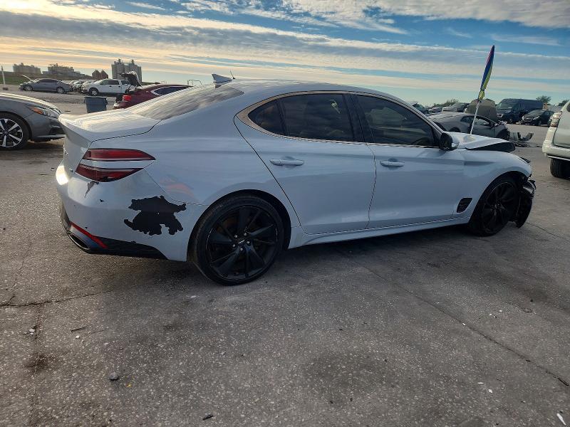 2022 Genesis G70 Base