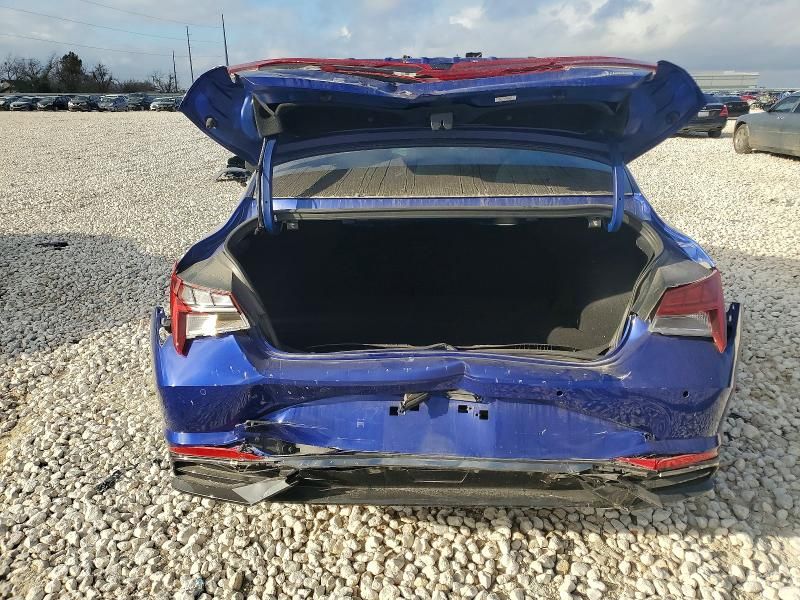 2022 Hyundai Elantra Limited