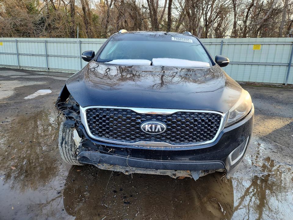 2017 KIA Sorento lx