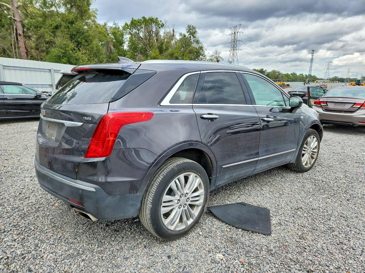 2019 Cadillac XT5 Premium Luxury
