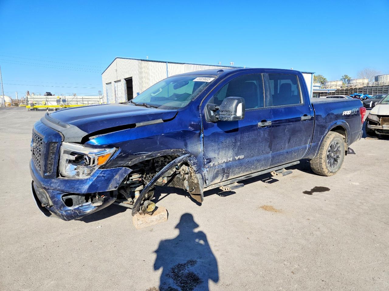 2018 Nissan Titan sv