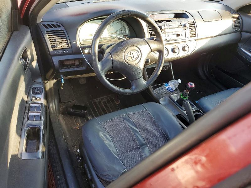 2003 Toyota Camry le
