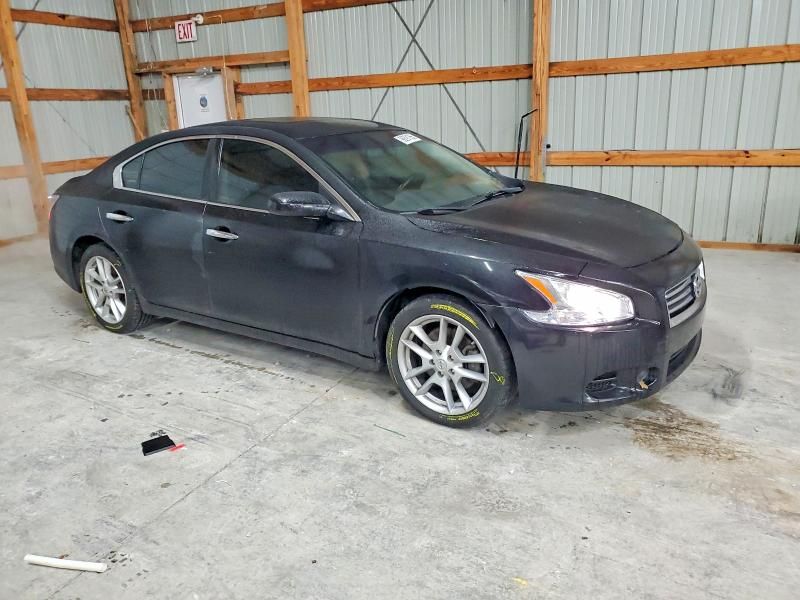 2013 Nissan Maxima s