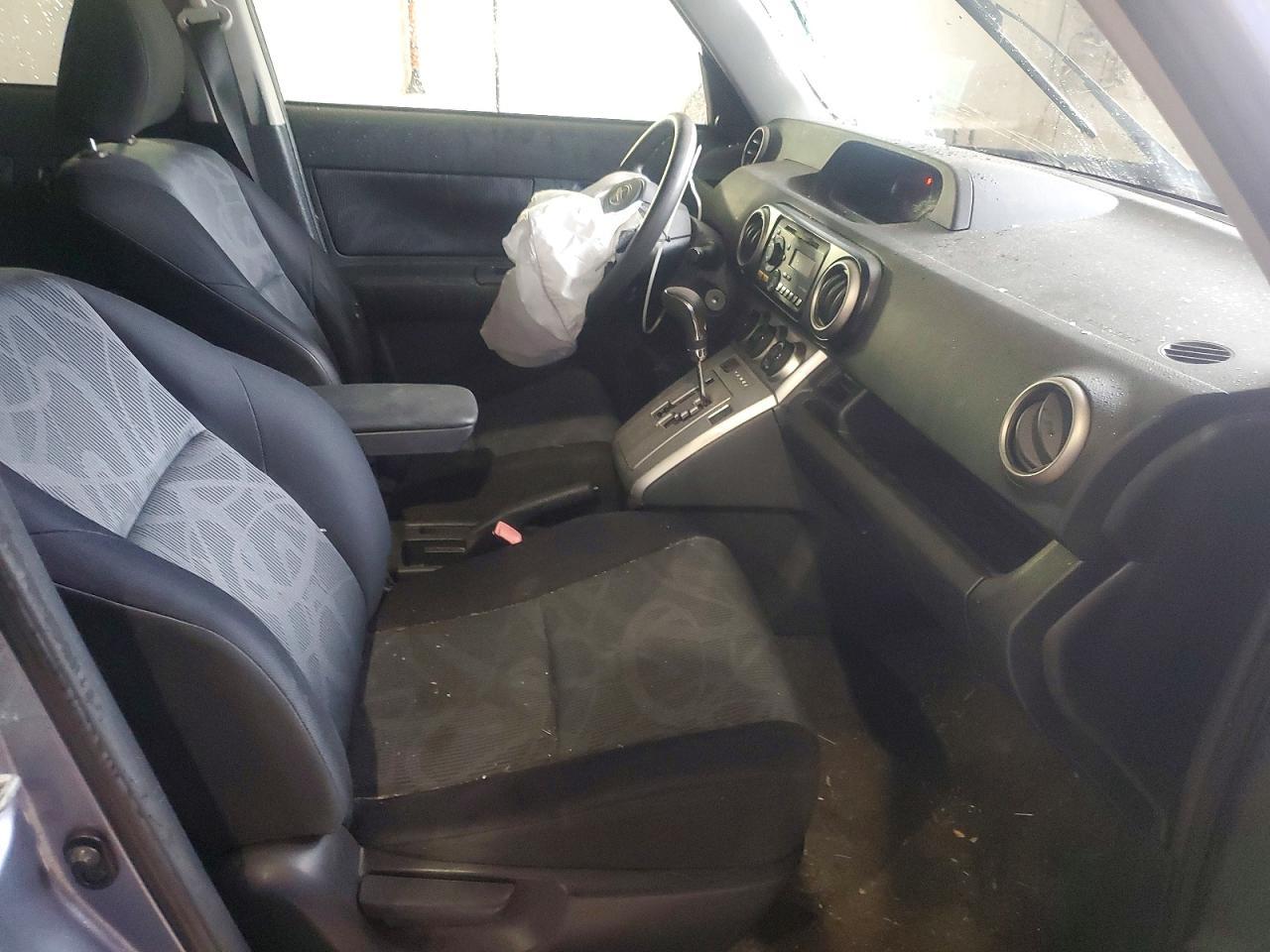 2012 Scion XB