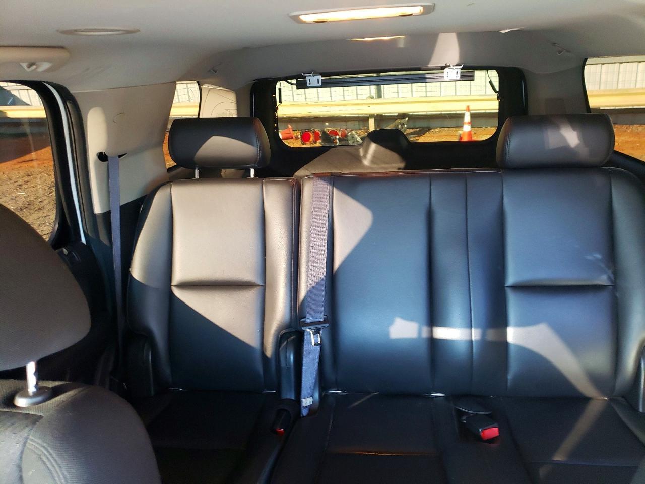 2010 Chev Tahoe K1500 ls