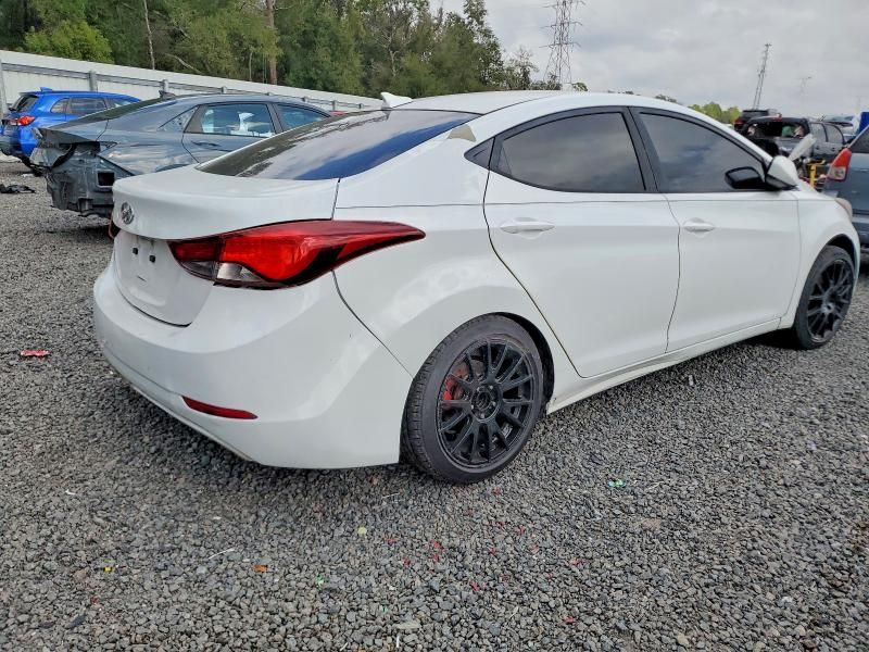 2016 Hyundai Elantra se