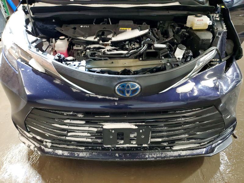 2022 Toyota Sienna le
