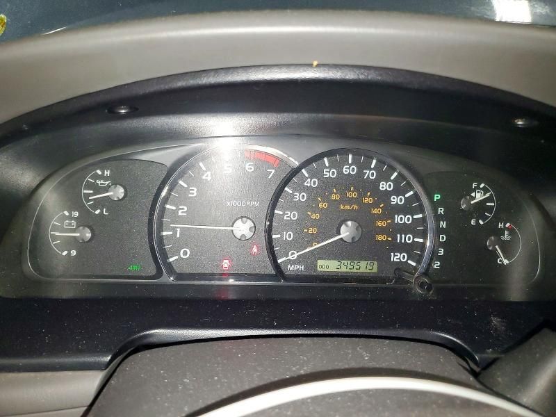 2005 Toyota Sequoia SR5