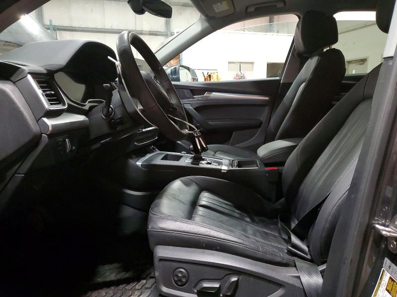 2022 Audi Q5 Premium Plus 45