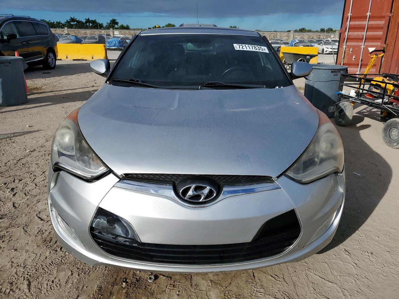 2016 Hyundai Veloster