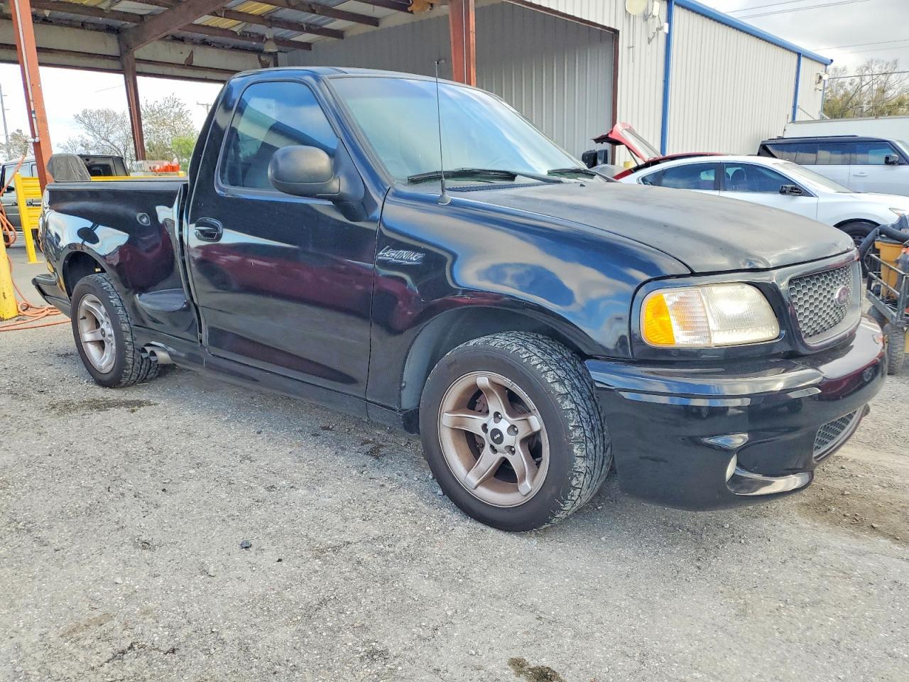1999 Ford F150 SVT Lightning