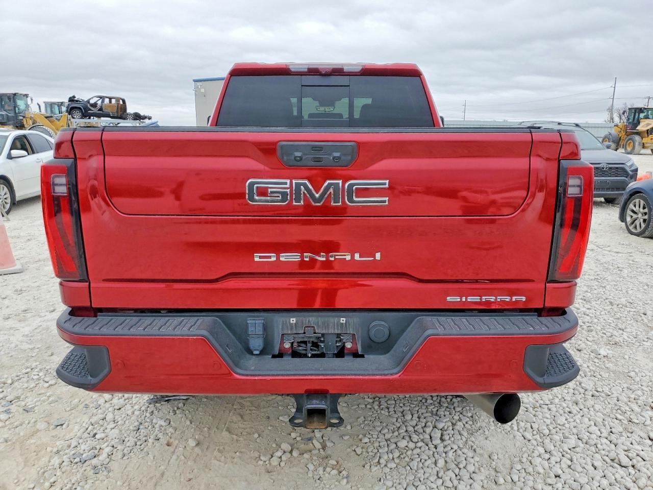 2024 GMC Sierra K2500 Denali