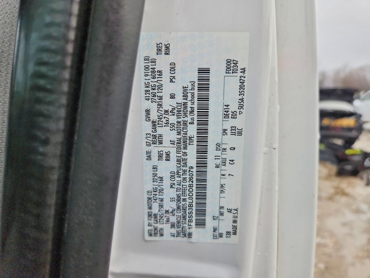 2013 Ford Econoline E350 Super Duty Wagon