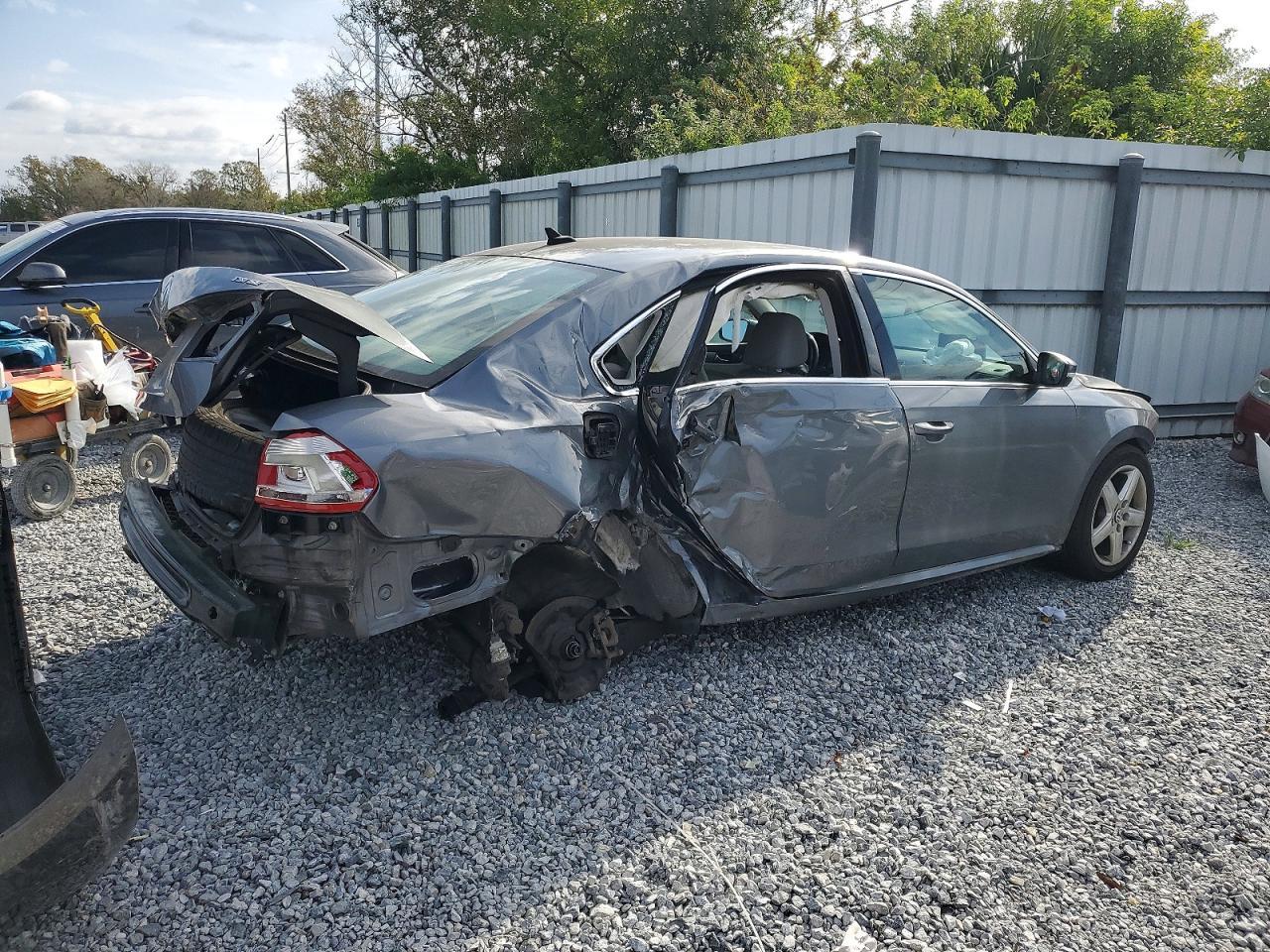 2014 Volkswagen Passat se