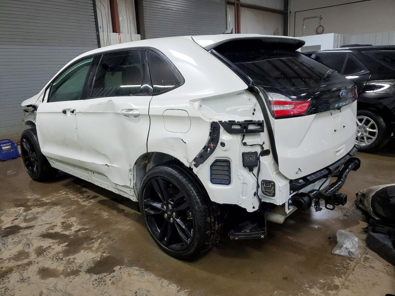 2024 Ford Edge st