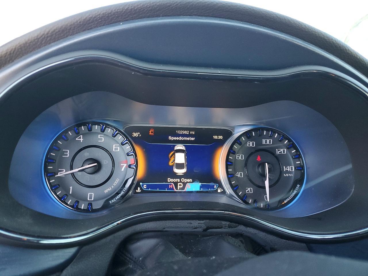 2015 Chrysler 200 s