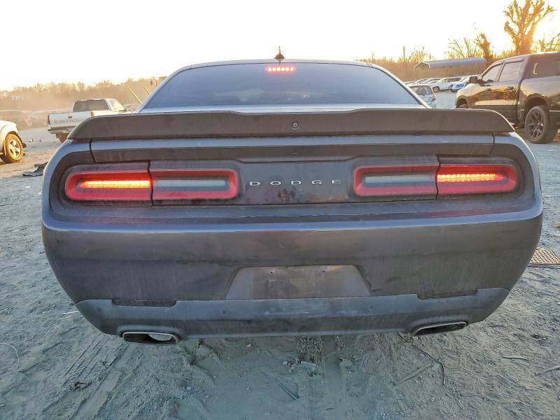 2017 Dodge Challenger gt